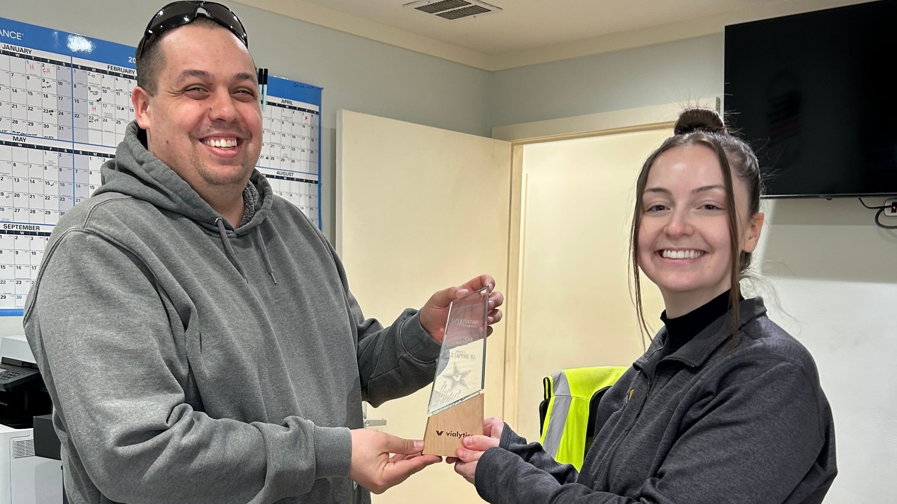 Old Tappan, NJ receiving the vialytics Work Order Master 2025 award for efficient digital municipal workflows.