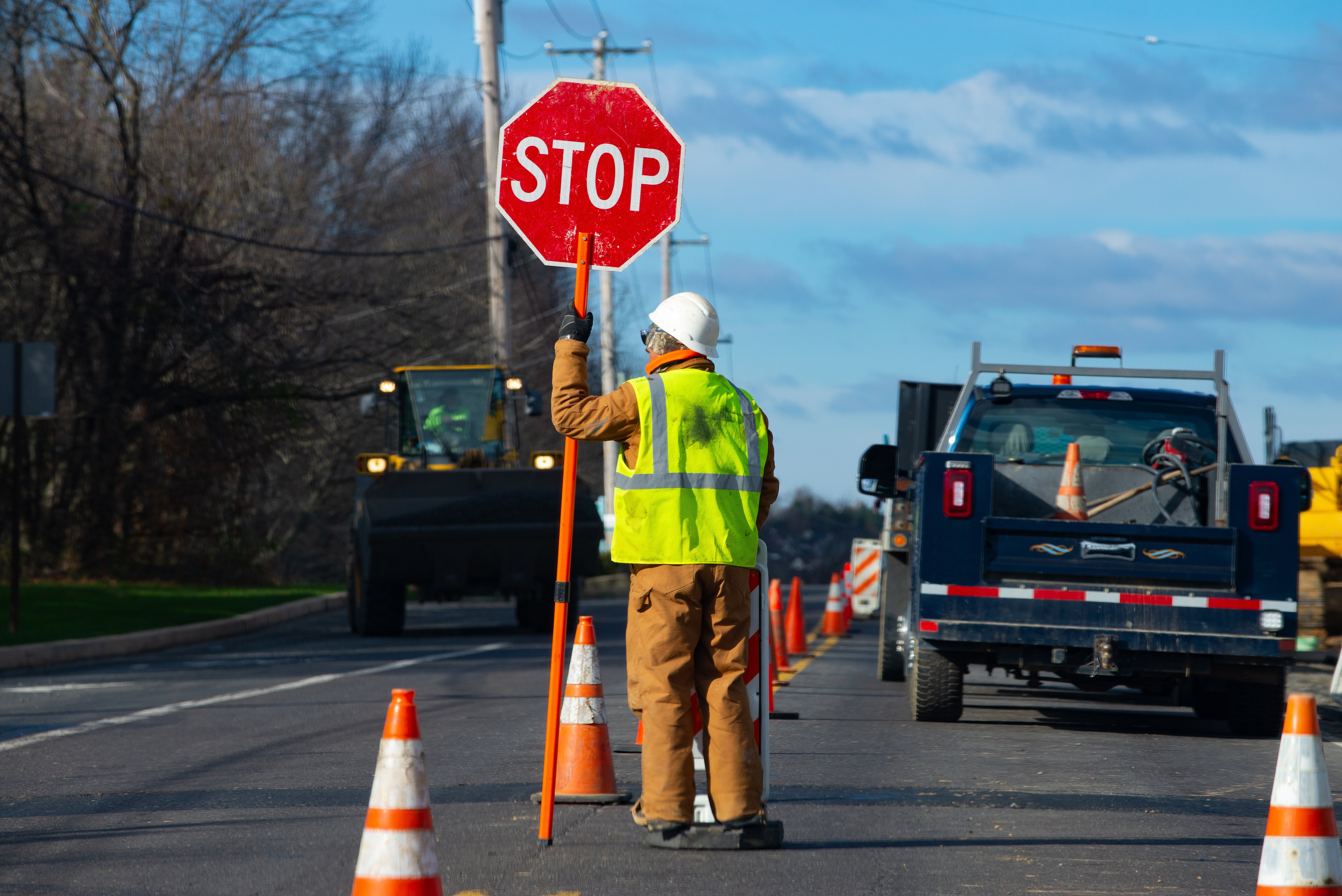 US Road Crew_AdobeStock_401411861