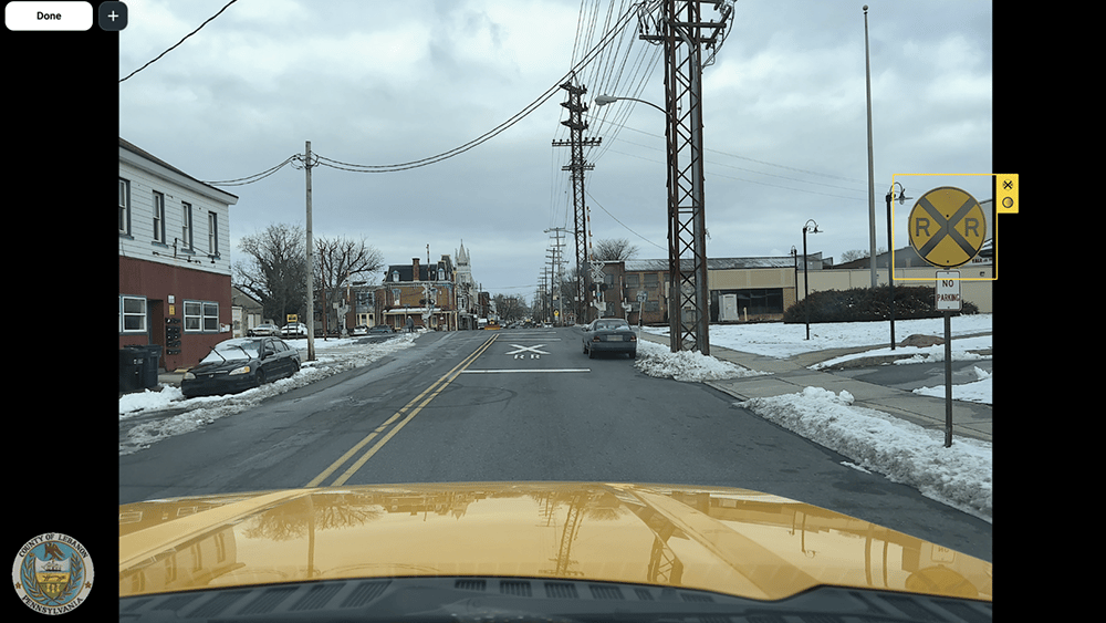 vialytics-x-Lebanon-PA-Capture-of-Damaged-Signs-Faded-in-this-example-2048x975-1
